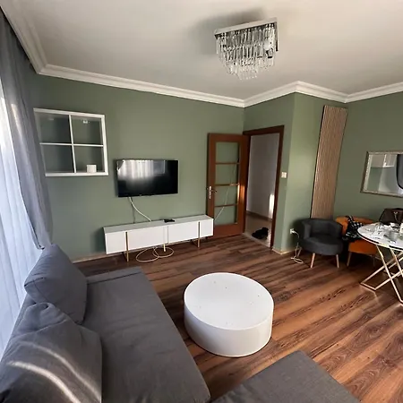 Havuz, Balkon, Otopark Sabiha Goekcene 5 Dk *